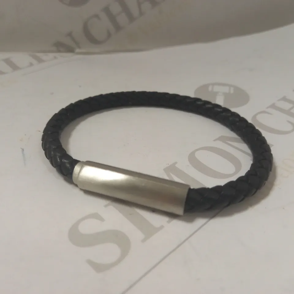 HUGO BOSS BRAIDED LEATHER BLACK & STAINLESS STEEL BRACELET RRP £55