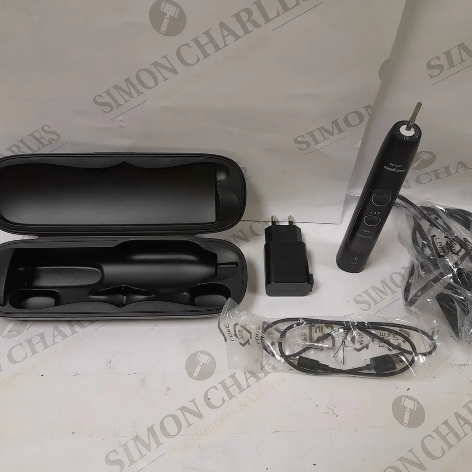 PHILIPS SONICARE 7300 EXPERTCLEAN TOOTHBRUSH