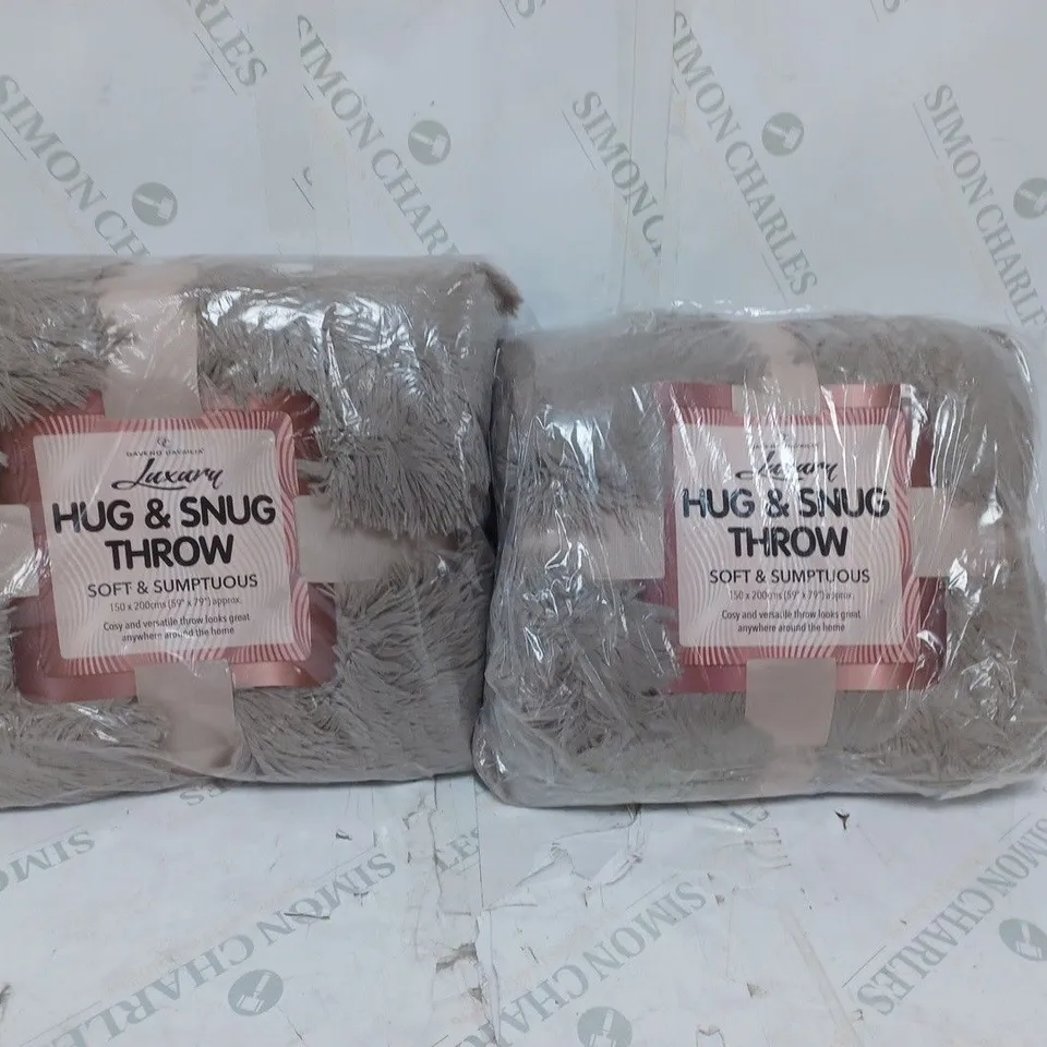 LOT OF 2 GAVENO CAVALIA HUG AND SNUG THROWS 150 X 200CM