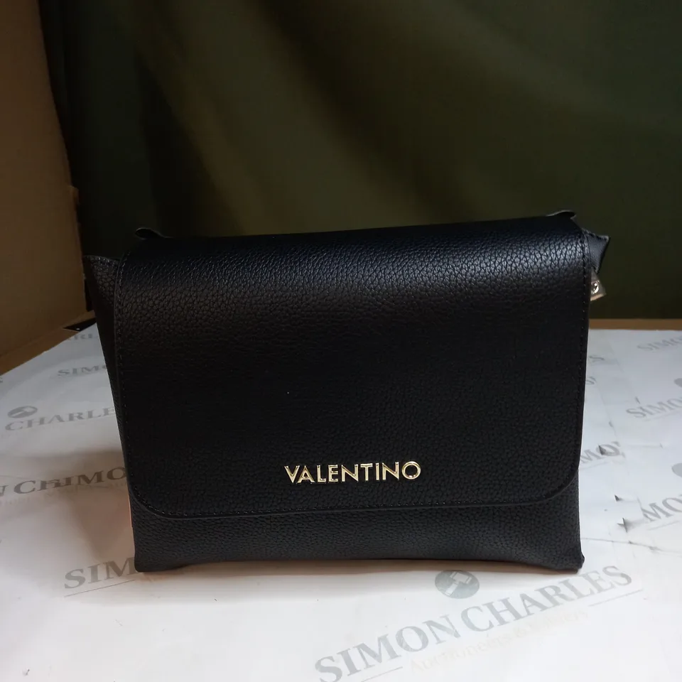 BLACK LEATHAR VALENTINO BAG 