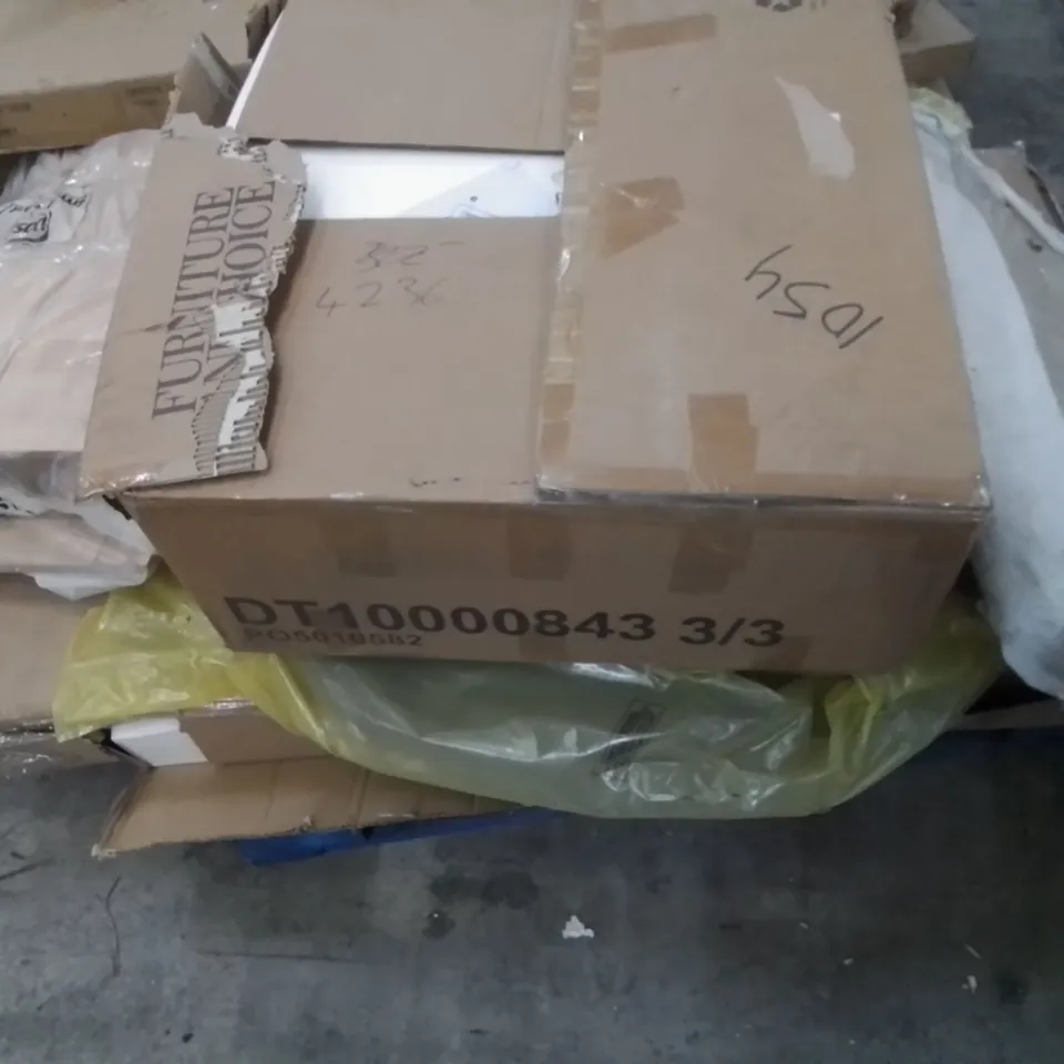 PALLET CONTAINING ASSORTED FURNITURE PARTS, INCOMPLETE SETS
