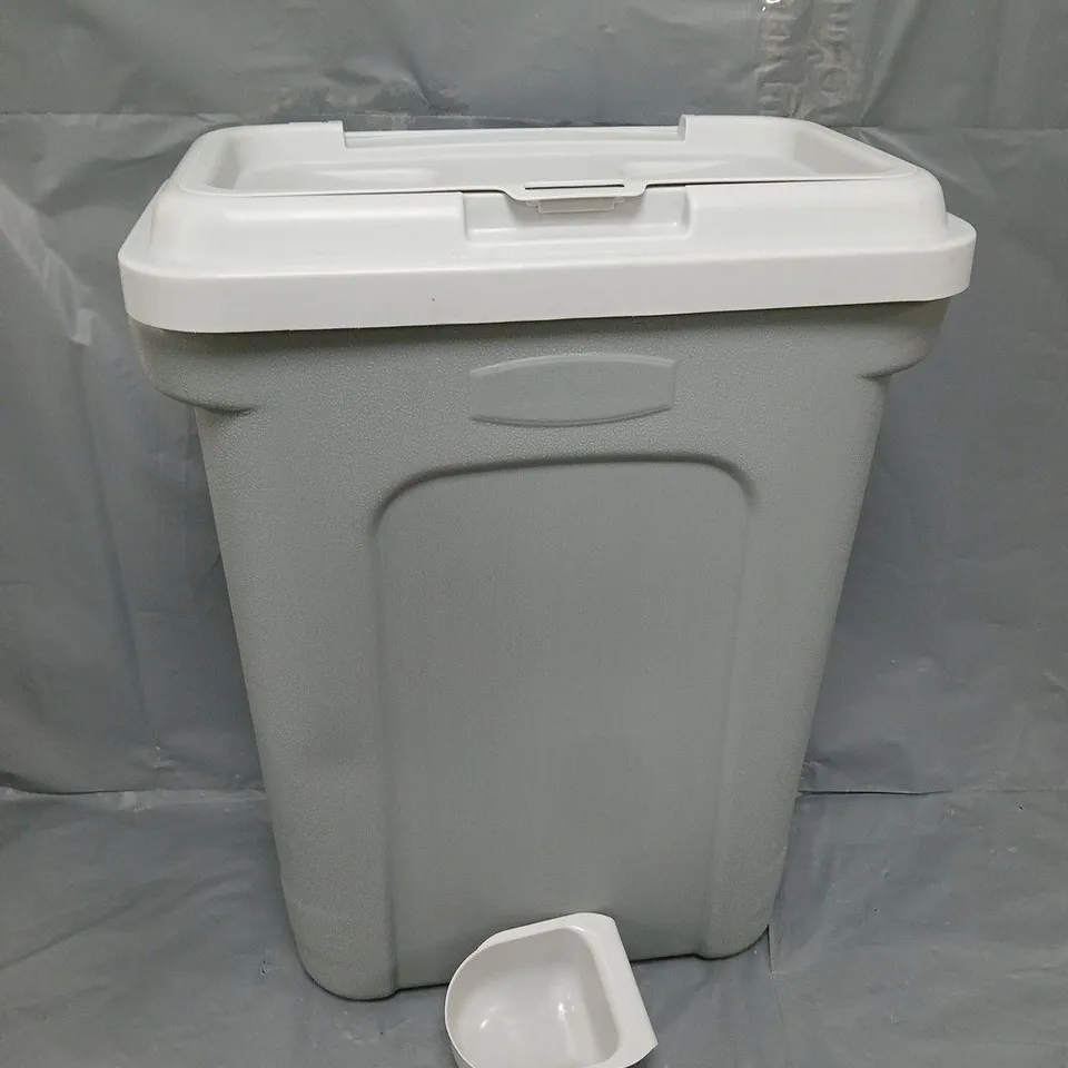 GREY PLASTOS STORAGE BIN WITH SCOOP