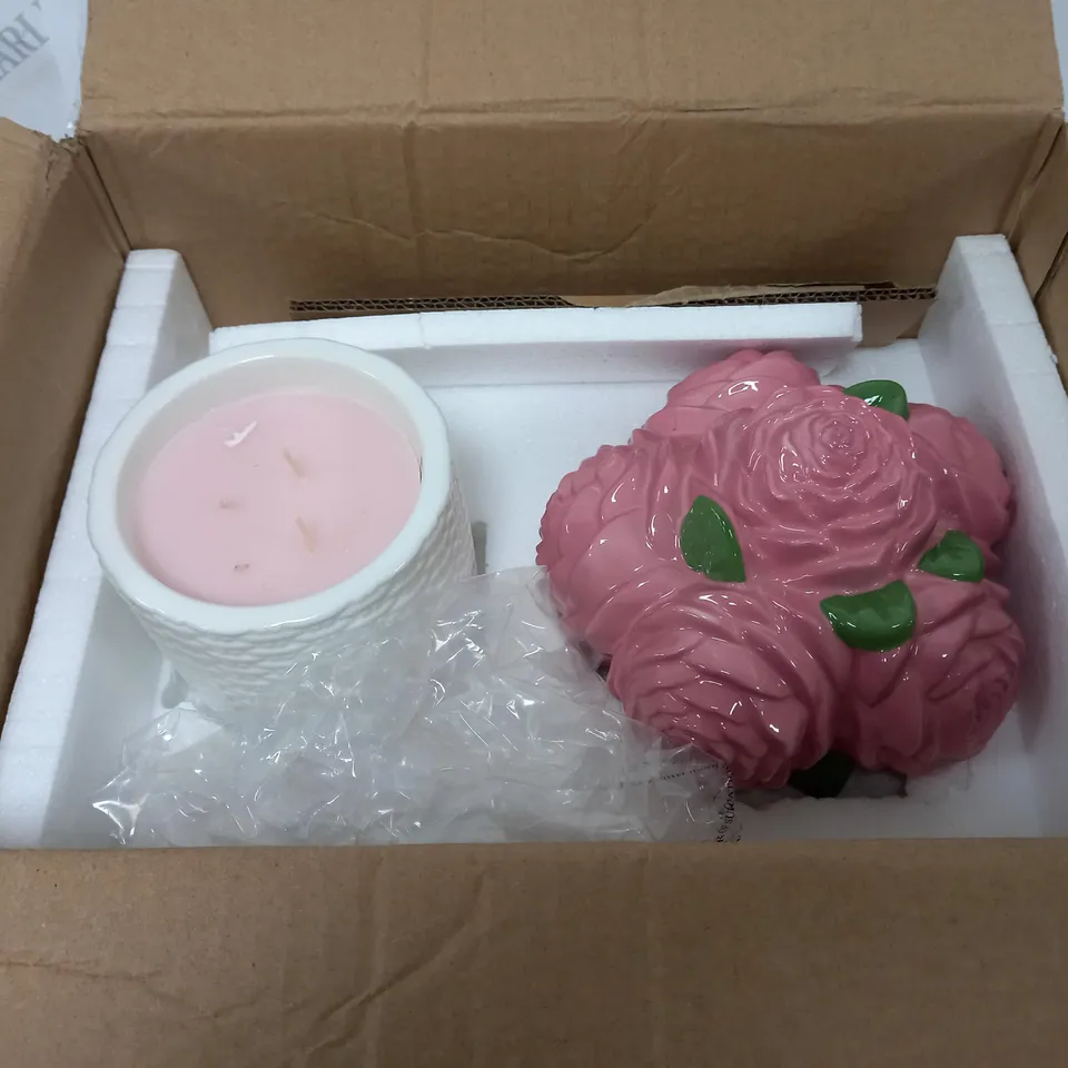 DCORATIVE FLOWER POT AND CANDLE SET 