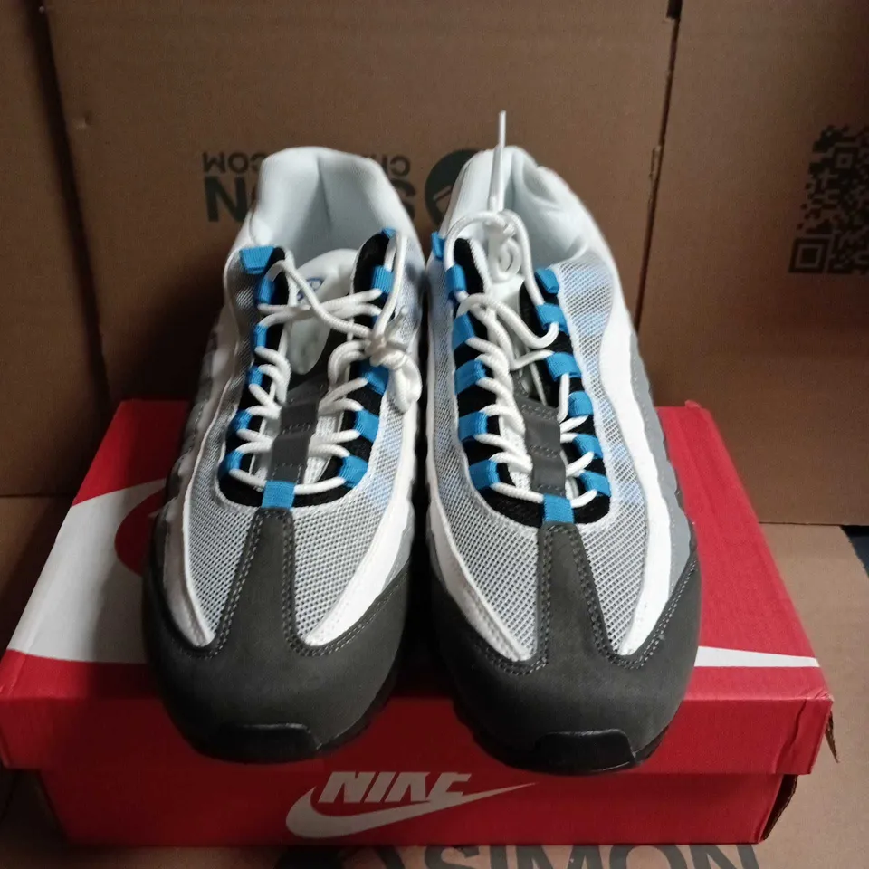 BOXED PAIR OF NIKE AIR MAX 95 TT – UK 11, GREY/WHITE/BLUE
