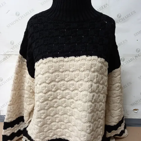 MASAI COPENHAGEN FAMOSI JUMPER IN BLACK SIZE LARGE 