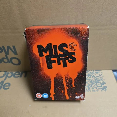 MISFITS SERIES 1/2/3/4 DVD BOXSET PLUS SPECIAL FEATURES