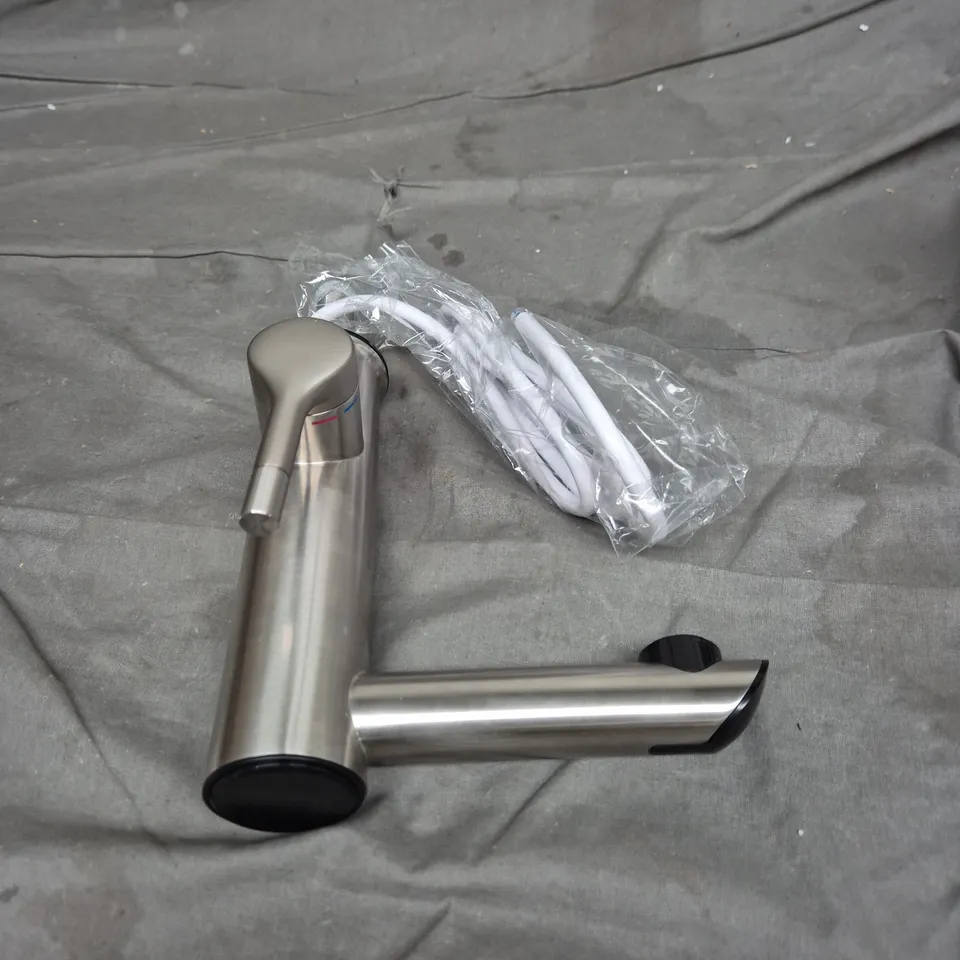 BRIWELLNA INSTANT WATER HEATING FAUCET – STAINLESS STEEL