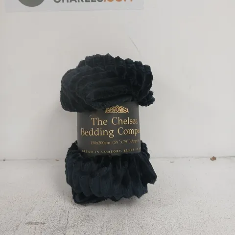 THE CHELSEA BEDDING COMPANY 150 X 200CM APPROX JACQUARD RIBBED THROW