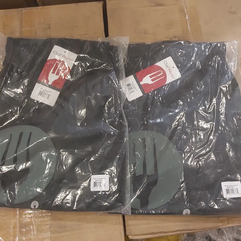2x BRAND NEW BAGGED CHEFWORKS CATERING TROUSERS CLOTHING