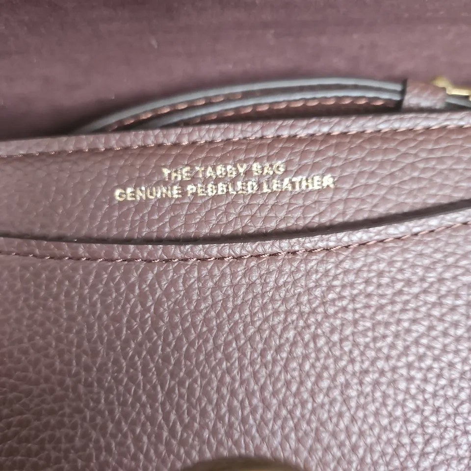COACH BURGUNDY PEBBLED LEATHER CROSSBODY BAG – GOLD TONE C LOGO