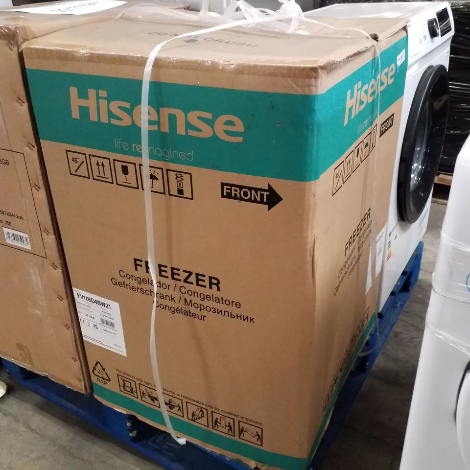 BOXED HISENSE FV105D4BW21 UNDERCOUNTER FREEZER WHITE - UNPROCESSED RAW RETURN