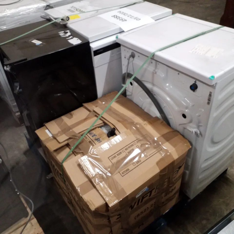 PALLET OF APPROXIMATELY 4 UNPROCESSED RAW RETURN WHITE GOODS TO INCLUDE;