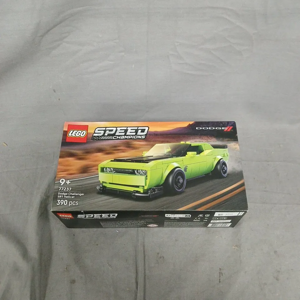 SEALED LEGO SPEED CHAMPIONS DODGE CHALLENGER SRT HELLCAT SPORTS CAR SET – 77237