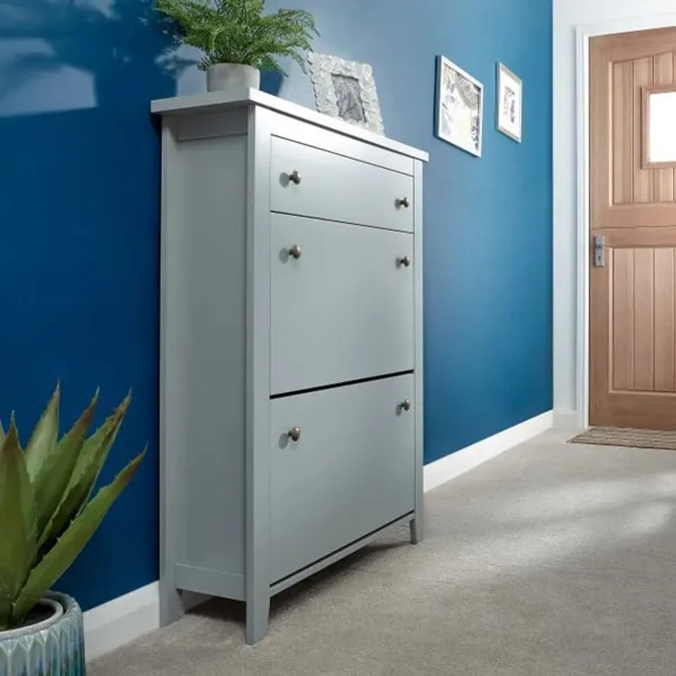 BOXED GFW DELUXE 2 TIER GREY SHOE CABINET (1 BOX)
