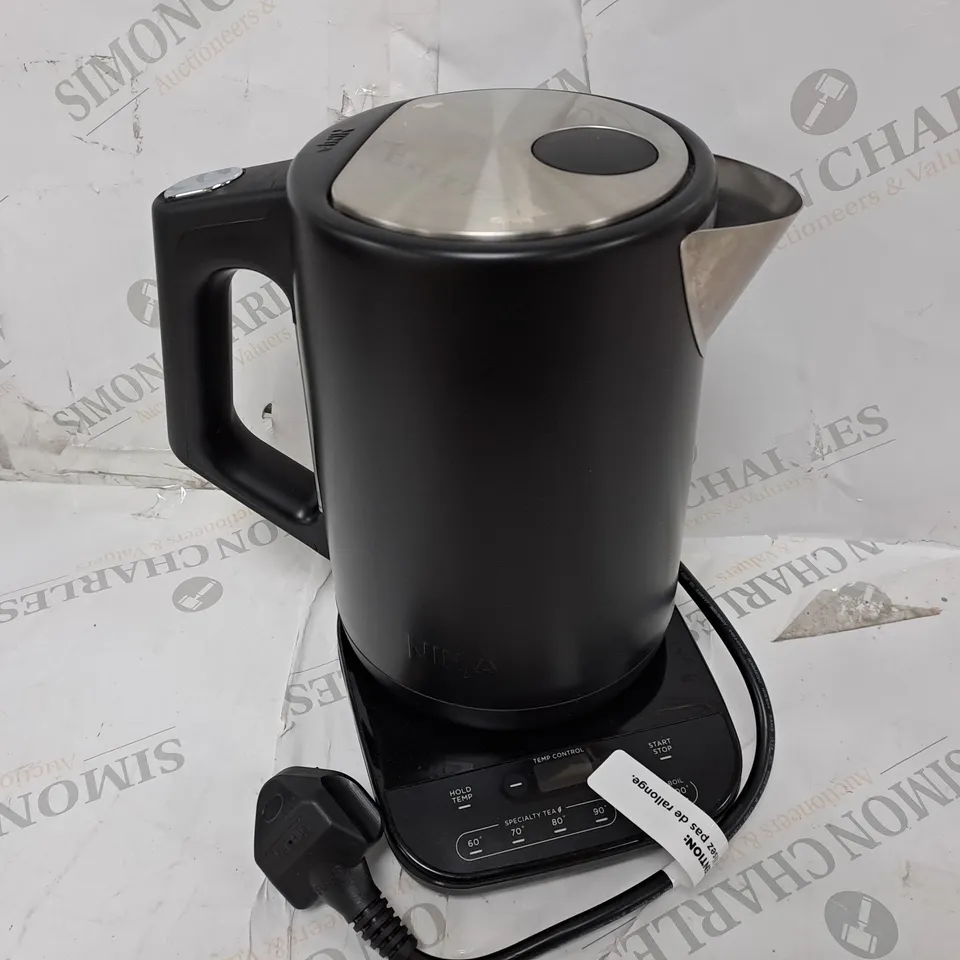 NINJA PERFECT TEMPERATURE KETTLE KT200UK
