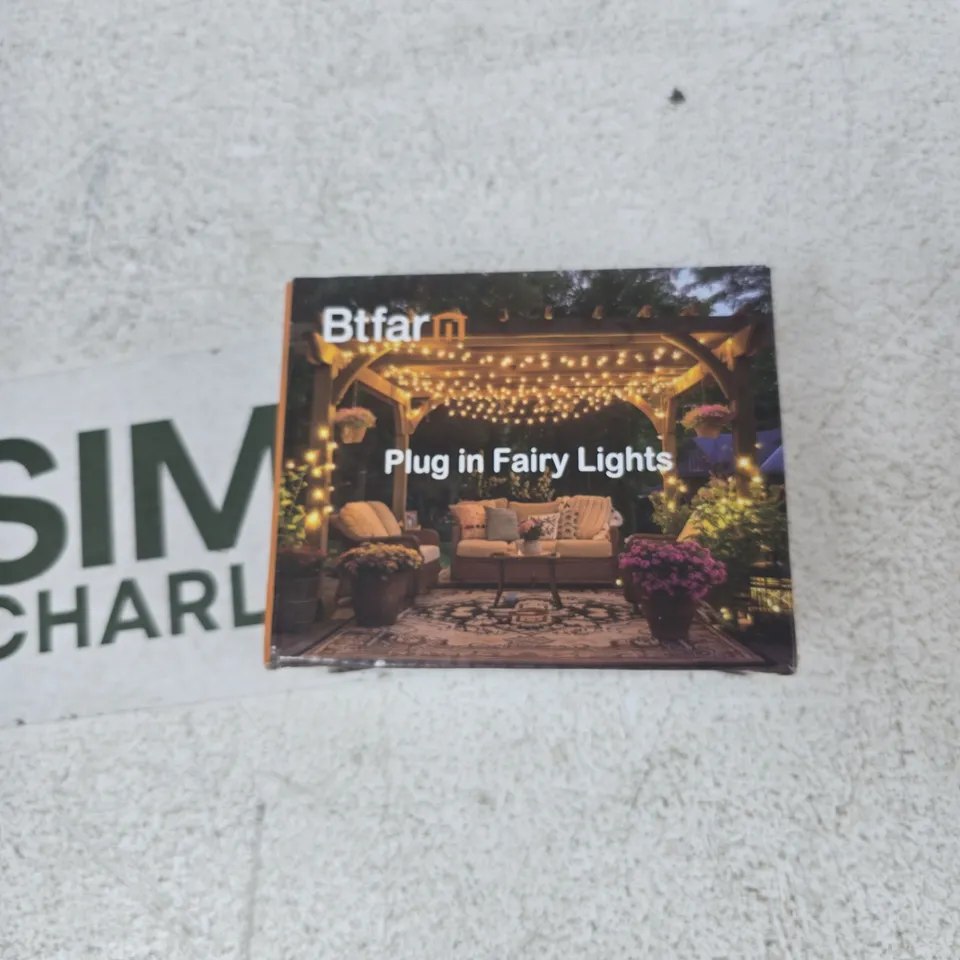 TOTE OF APPROXIMATELY 14 ASSORTED ITEMS TO INCLUDE: PLUG IN FAIRY LIGHTS