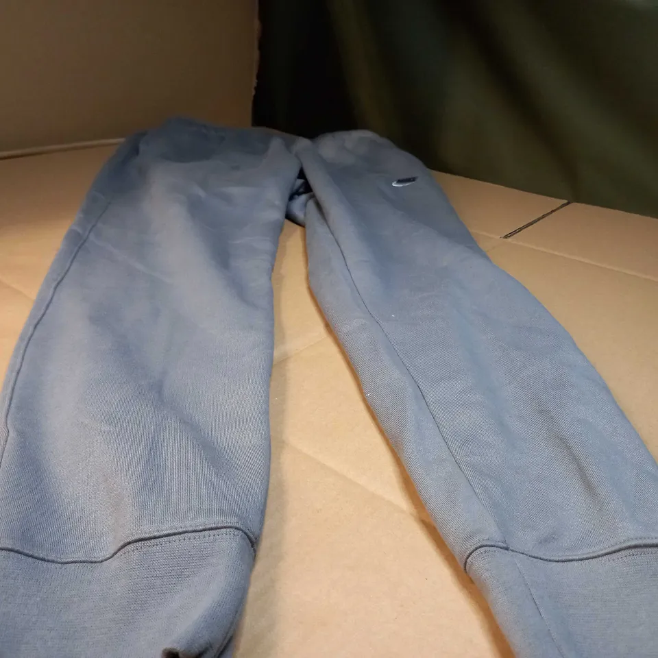 NIKE SAGE JOGGERS - SMALL