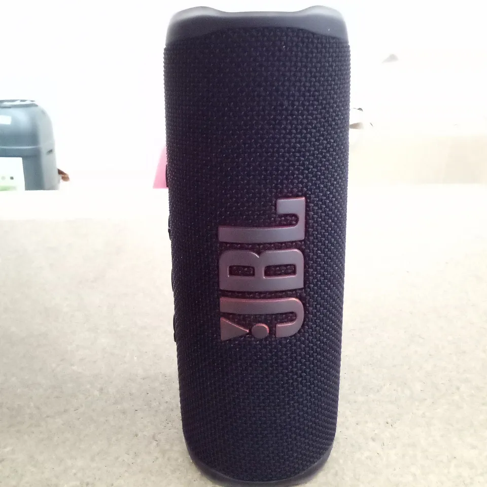BOXED JBL PARTY BOOST BLUETOOTH SPEAKER