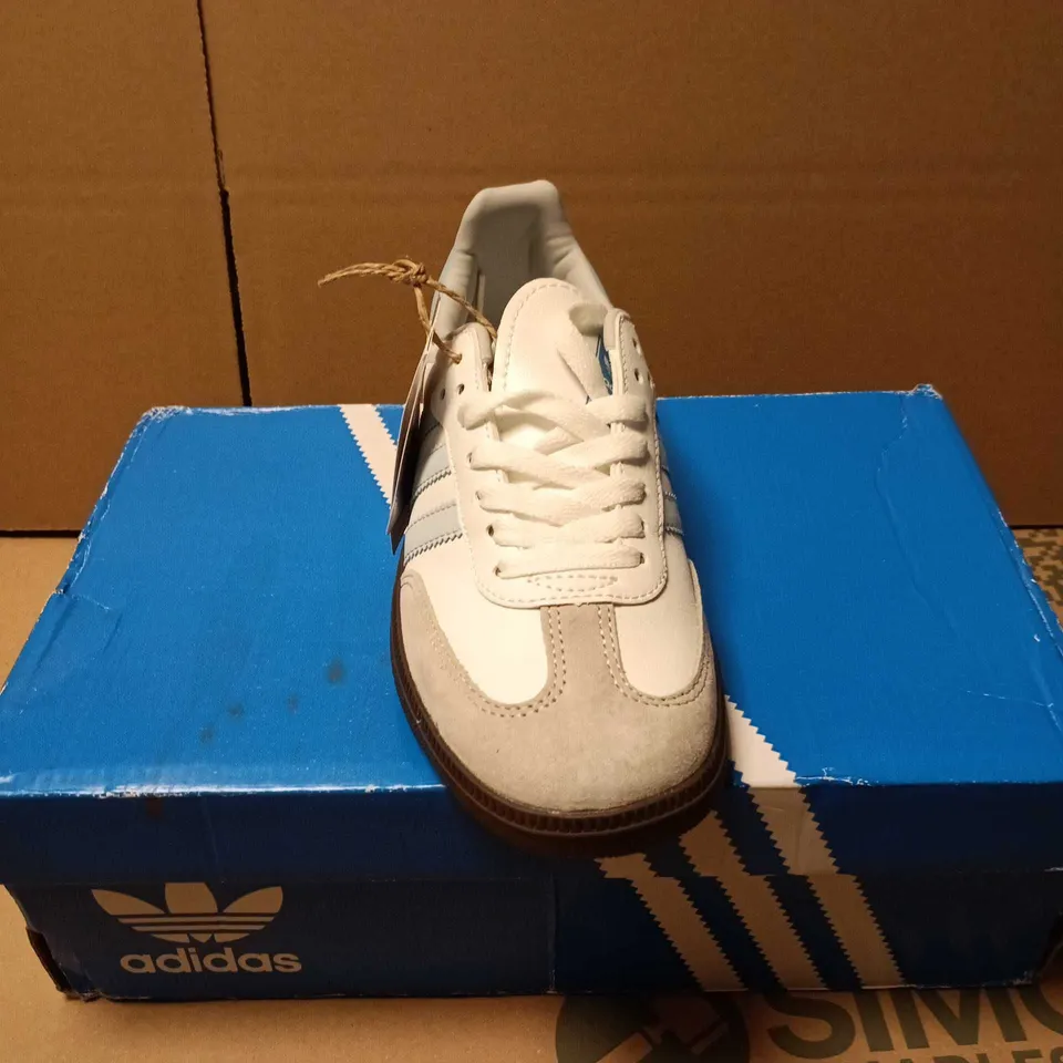 BOXED PAIR OF ADIDAS SAMBA VEGAN TRAINERS - 4.5