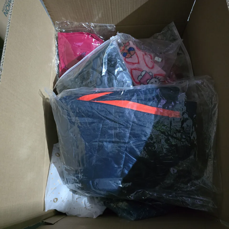 BOX OF APPROIXMATELY 15 ASSORTED CLOTHING ITEMS TO INCLUDE JACKET, JEANS, BRA, KNITTED JUMPER ETC