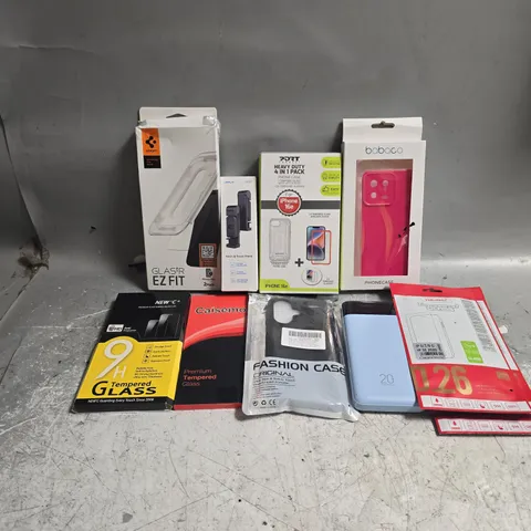 APPROXIMATELY 20 ASSORTED MOBILE PHONE ACCESSORIES INCLUDING POWER BANK, SCREEN PROTECTORS, TRAVEL STAND, ETC