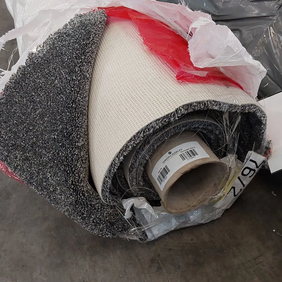ROLL OF QUALITY AB HERITAGE EXQUISITE CARPET // SIZE: APPROX. 4 X 5.8m
