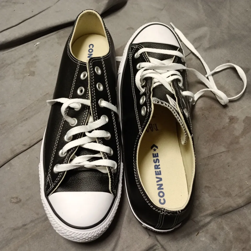 CONVERSE CHUCK TAYLOR ALL STAR LOW-TOP SNEAKERS – BLACK