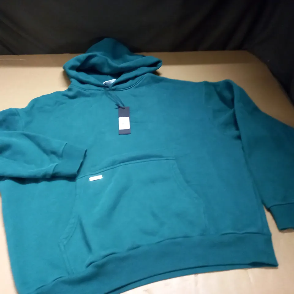 PESO HEAVY RAWS HOODIE IN FOREST GREEN - L