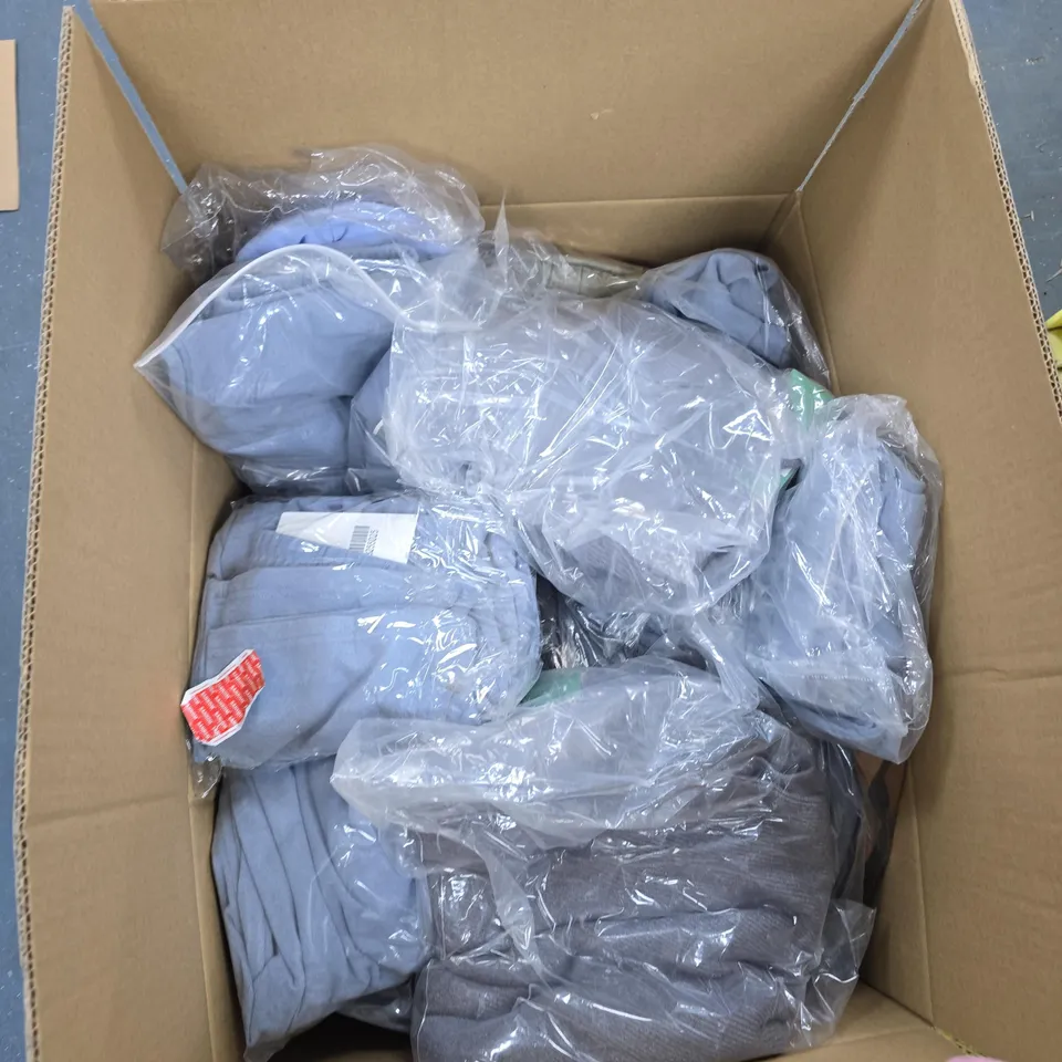 BOX OF APPROXIMATELY 20 ASSORTED ITEMS TO INCLUDE: CLASSIC BLOUSE