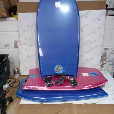 BOXED SET OF 3 BARE FEET BODY BOARDS. 2 X 37" PLUS 1 X 41", INCLUDING 3 X COILED LEASHES