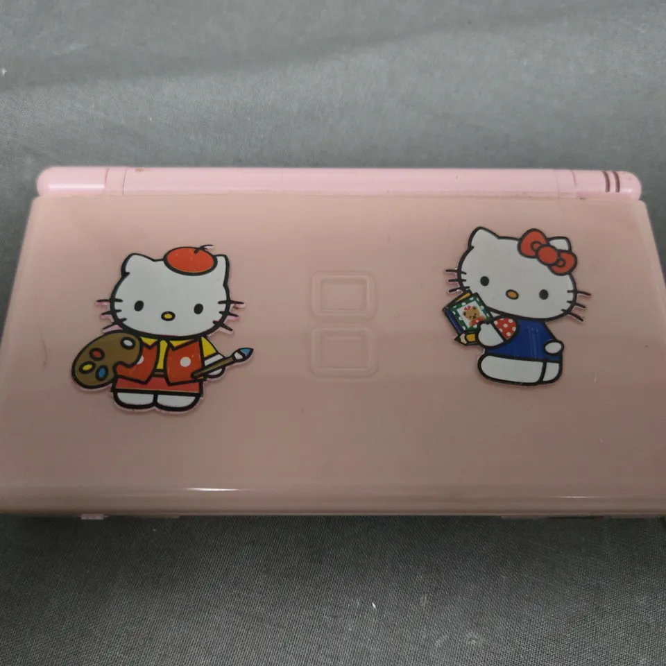 NINTENDO DS LITE CONSOLE IN LIGHT PINK