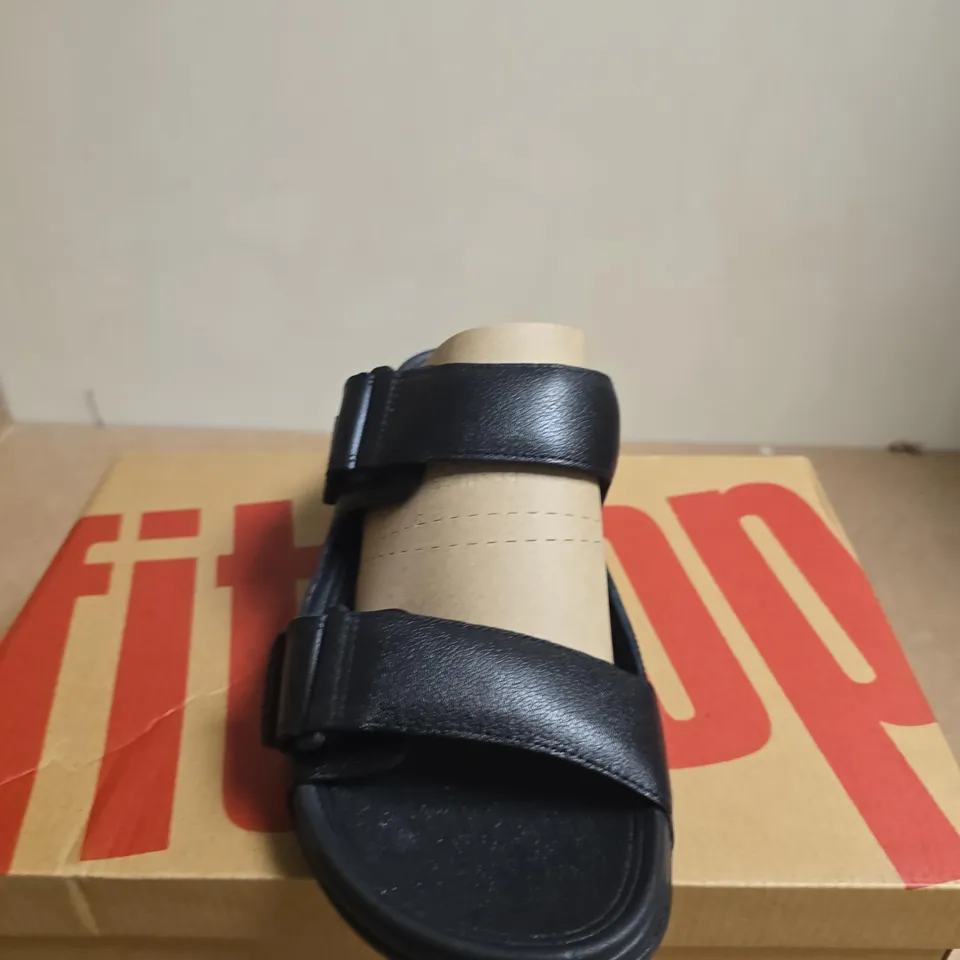 BOXED PAIR OF FITFLOP WOMEN'S BLACK LEATHER SANDALS – DOUBLE-STRAP - UK SIZE 8