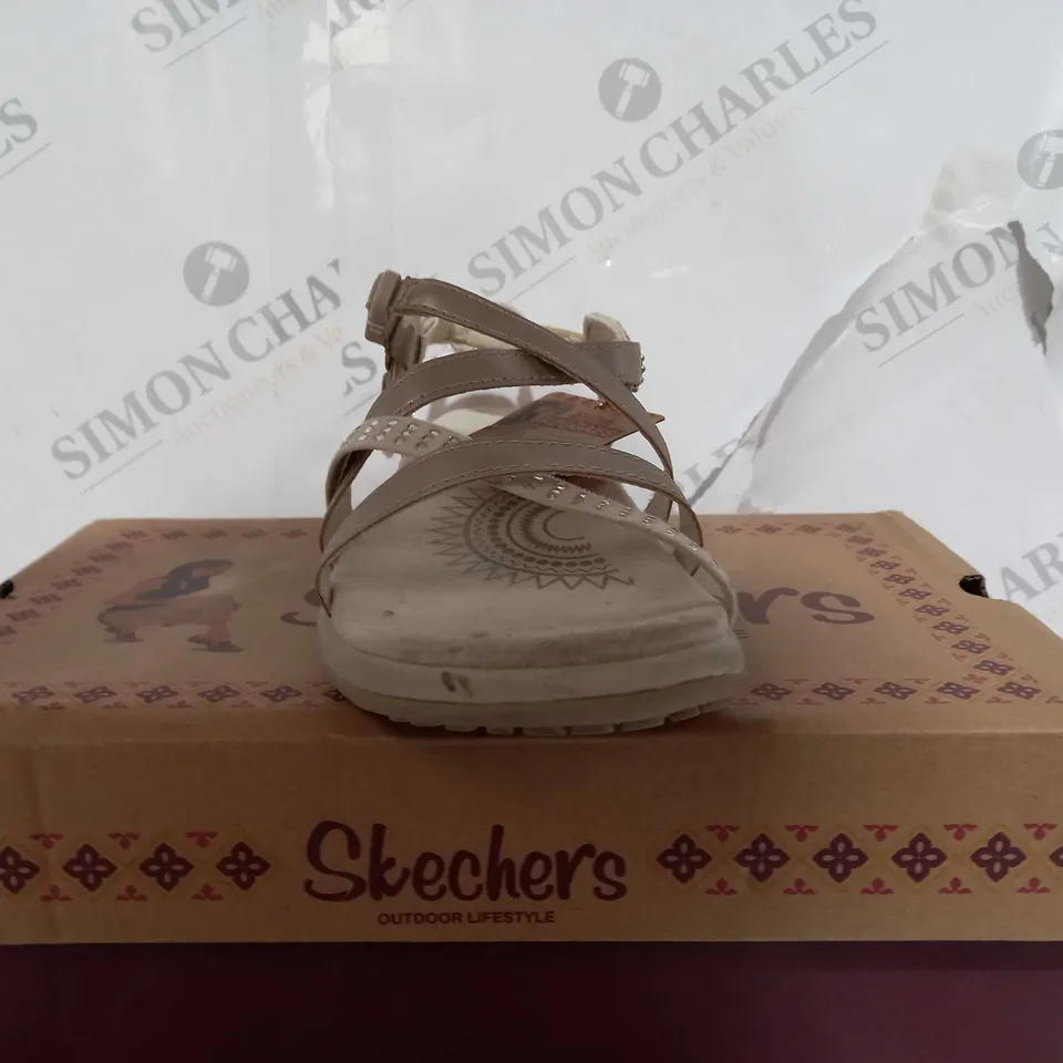 BOXED PAIR OF SKECHERS SLING BACK SANDALS GOLD SIZE 4