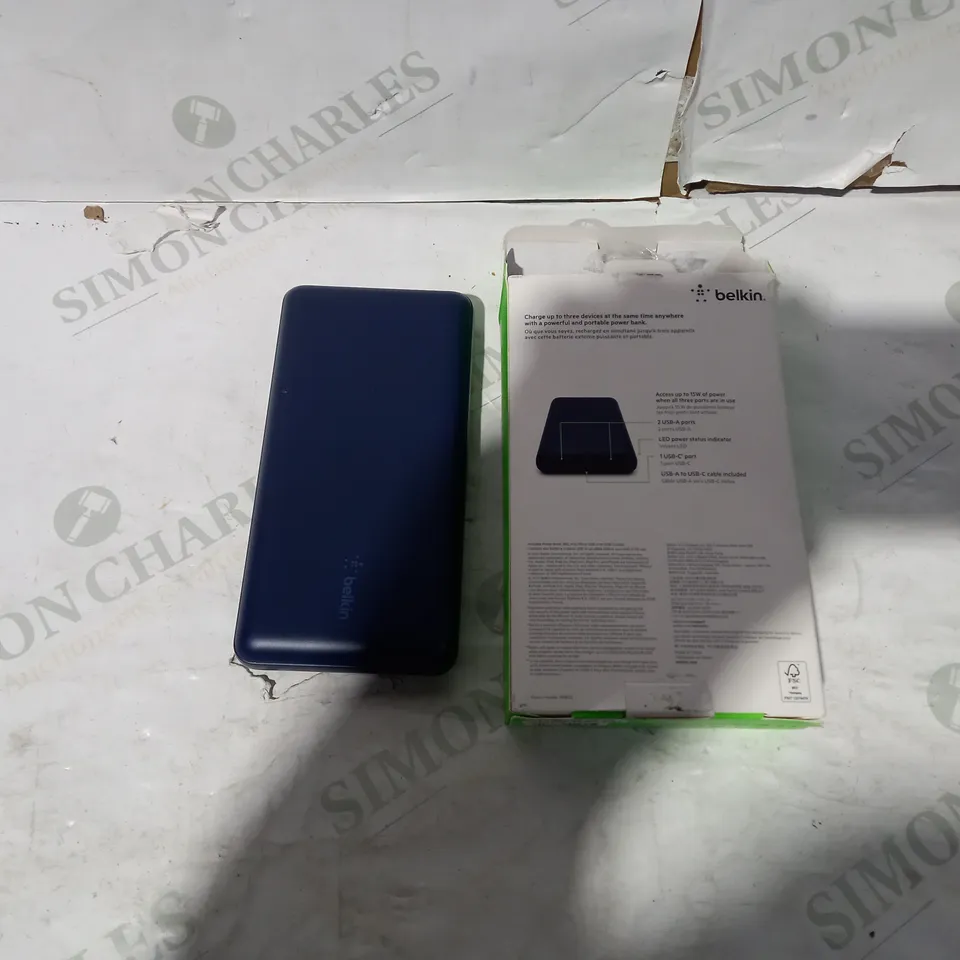 BOXED BELKIN BOOST CHARGE POWER BANK