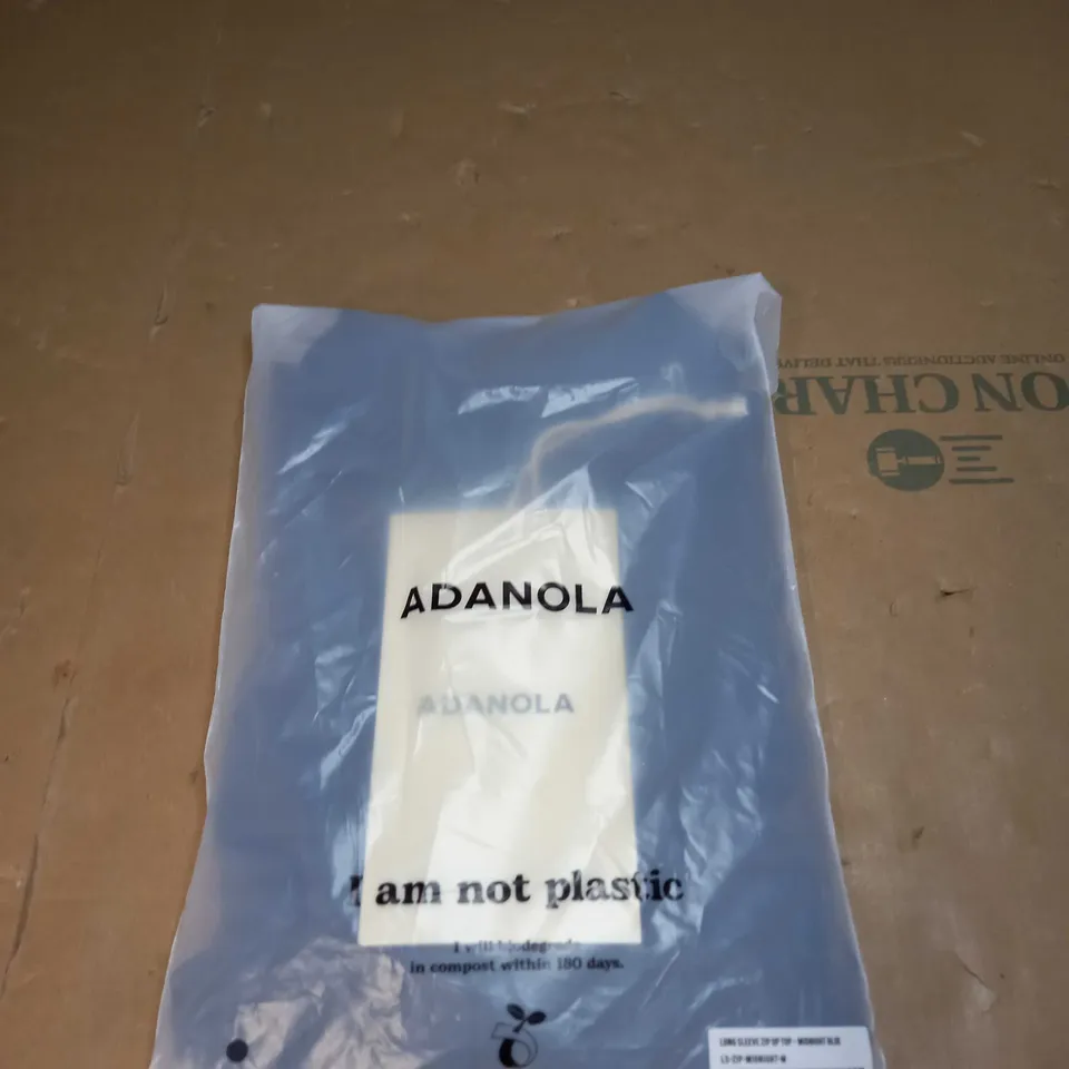 ADANOLA LONG SLEEVE ZIP UP TOP SIZE M