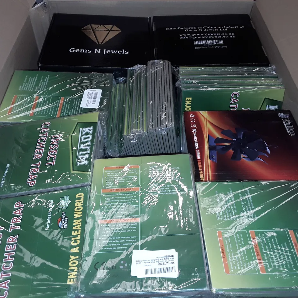 PALLET OF ASSORTED HOUSEHOLD ITEMS TO INCLUDE HIMALAYAN SALT NIGHT LIGHTS, INSECT CATCHER TRAPS AND STOVE FAN
