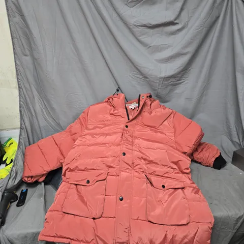 LA MARE LONDON CORAL PINK PUFFER JACKET – SIZE L (WOMEN)