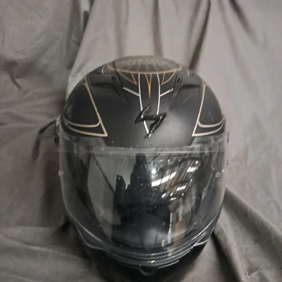 SCORPION HELMET CALIFORNIA REPUBLIC EDITION  SIZE M COLLECTION ONLY 