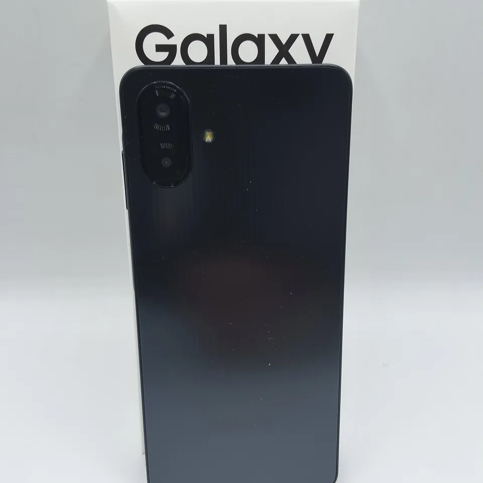BOXED SAMSUNG GALAXY A07 4/64GB IN BLACK - SM-A075F