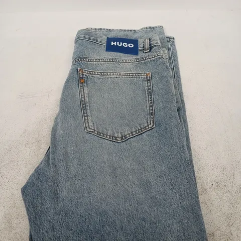 HUGO BOSS DENIM JEANS – LIGHT WASH,- W35 X L30