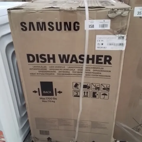 BOXEC SAMSUNG SERIES 5 DW50DG430B00EU INTEGRATED 45CM DISHWASHER, 9 PLACE SETTINGS WITH AUTO OPEN DOOR