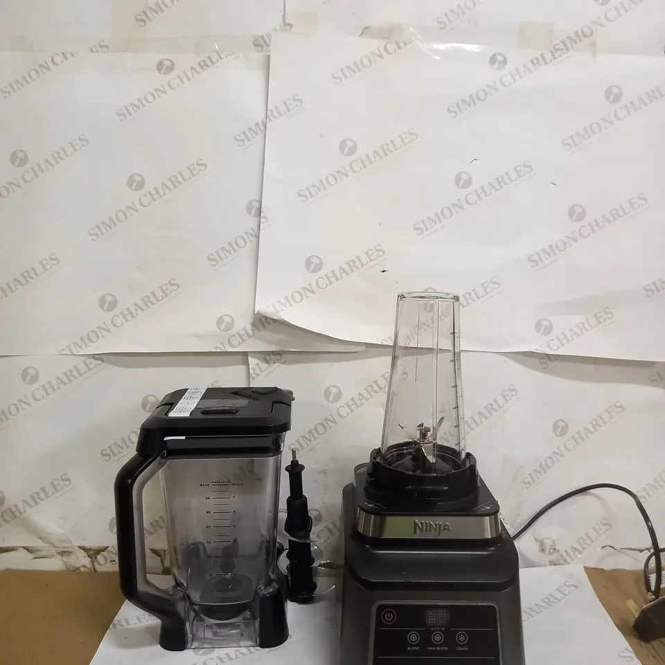 NINJA BLENDER WITH AUTO-IQ (BN750UK) BLACK/SILVER