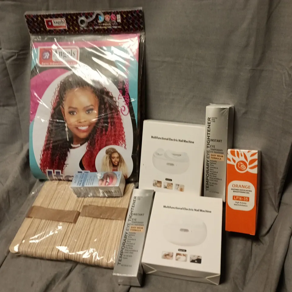 APPROXIMATELY 20 ASSORTED COSMETICS ITEMS TO INCLUDE NAIL MACHINE, EYE TIGHTENER, KOEC DEEP COLLAGEN, ETC