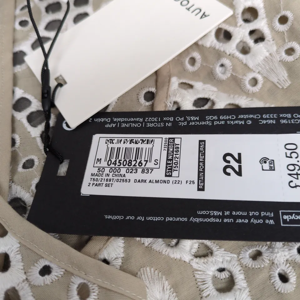 AUTOGRAPH DARK ALMOND TOP, UK SIZE 22