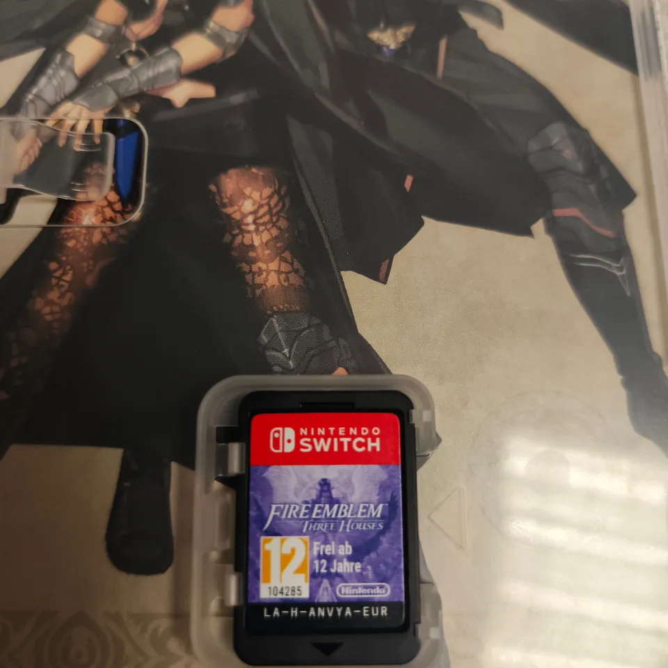 NINTENDO SWITCH FIRE EMBLEM: THREE HOUSES 