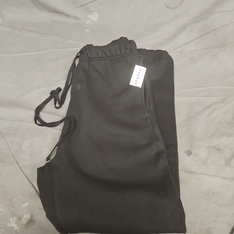 FEAR OF GOD ESSENTIALS SWEATPANTS β BLACK - SIZE SMALL