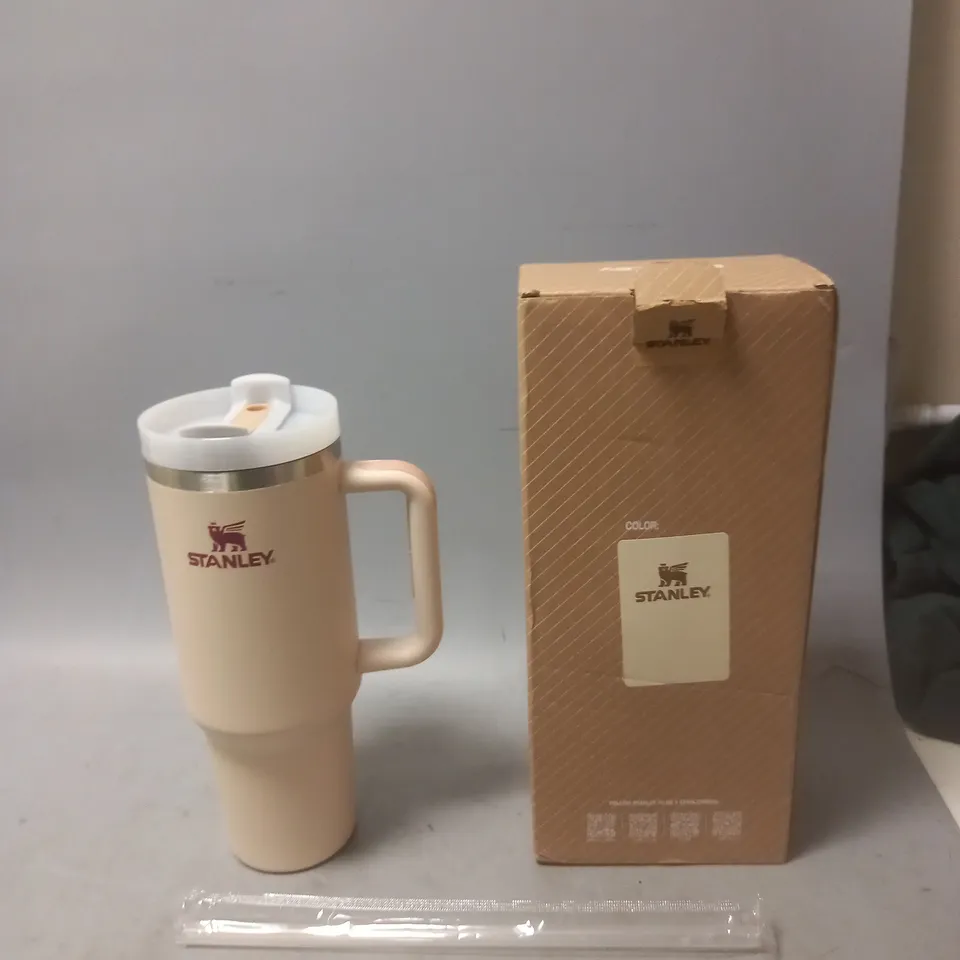 BOXED STANLEY FLOWSTATE TUMBLER 40 OZ 