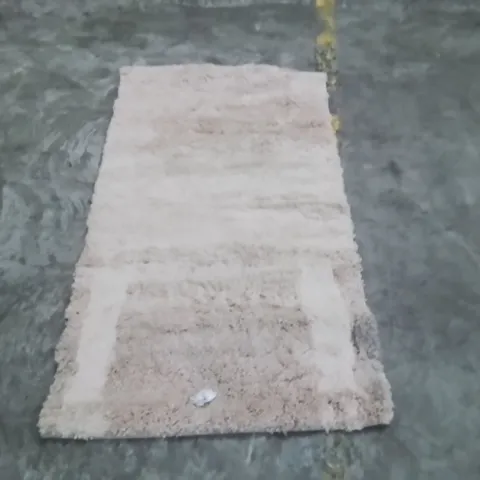 QUALITY DESIGNER AREA RUG - APPROXIMATELY 155X86