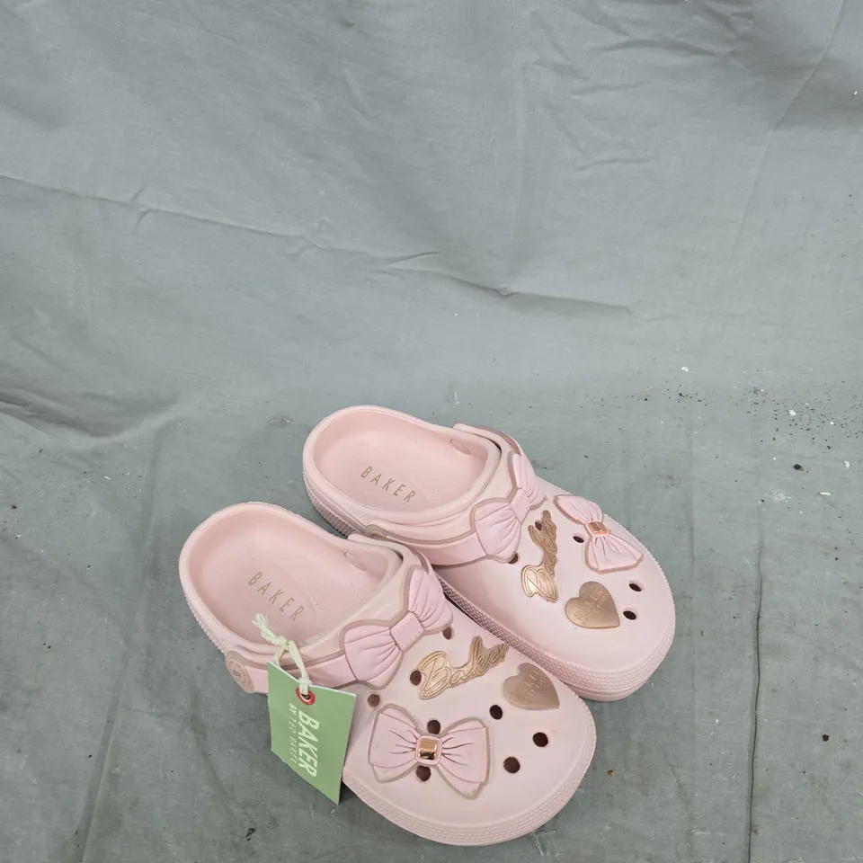 TED BAKER KIDS PINK CROCS-STYLE CLOGS WITH BOW UK4 