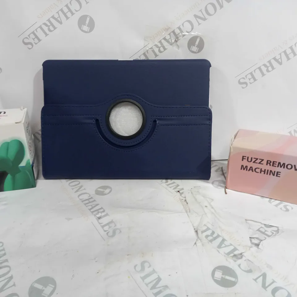 BOX OF APPROX 20 HOUSEHOLD ITEMS TO INCLUDE TABLET CASE, FUZZ REMOVER, STRESS TOY